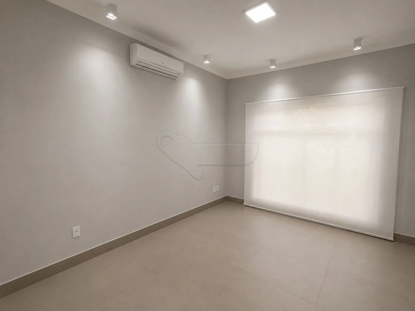 Alugar Comercial / Sala em Limeira R$ 1.800,00 - Foto 4