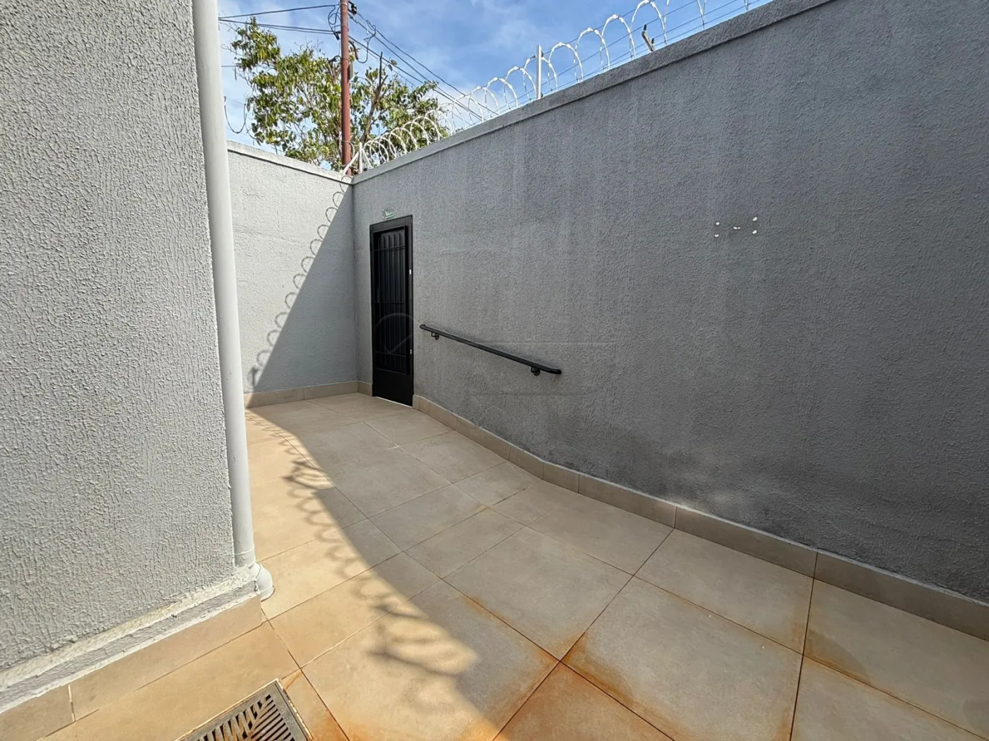 Alugar Comercial / Sala em Limeira R$ 2.500,00 - Foto 4