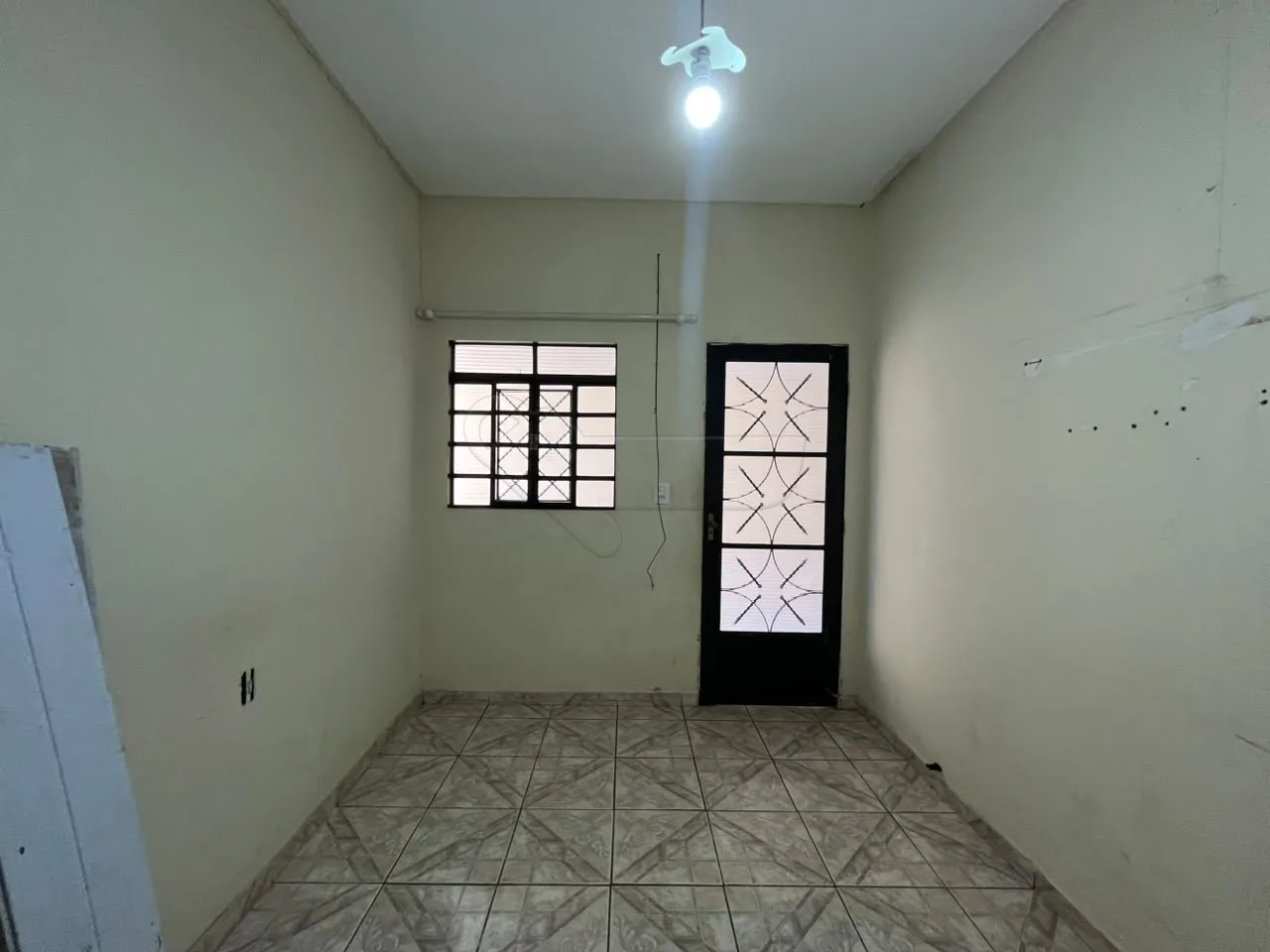 Alugar Casa / Padr&atilde;o em Limeira R$ 1.500,00 - Foto 7