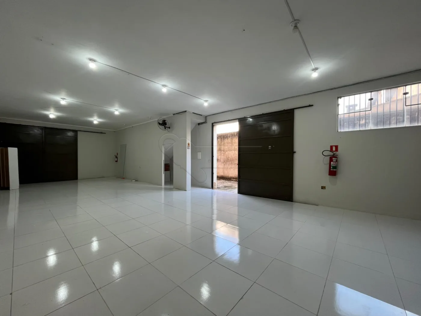Alugar Comercial / Sal&atilde;o em Limeira R$ 3.700,00 - Foto 5