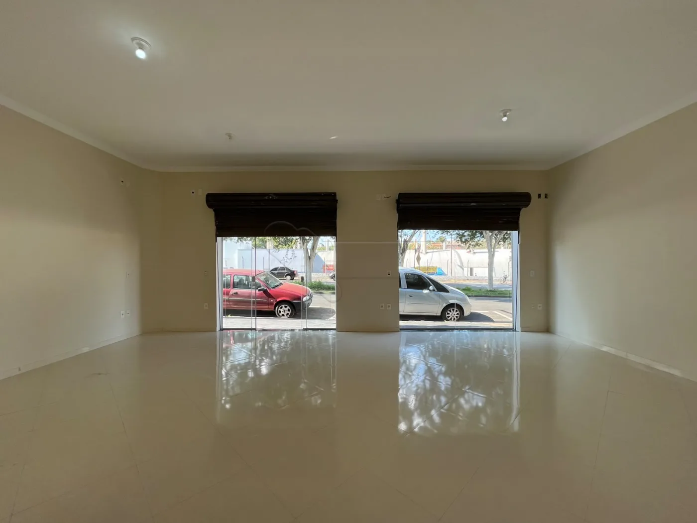 Alugar Comercial / Sal&atilde;o em Limeira R$ 2.100,00 - Foto 2