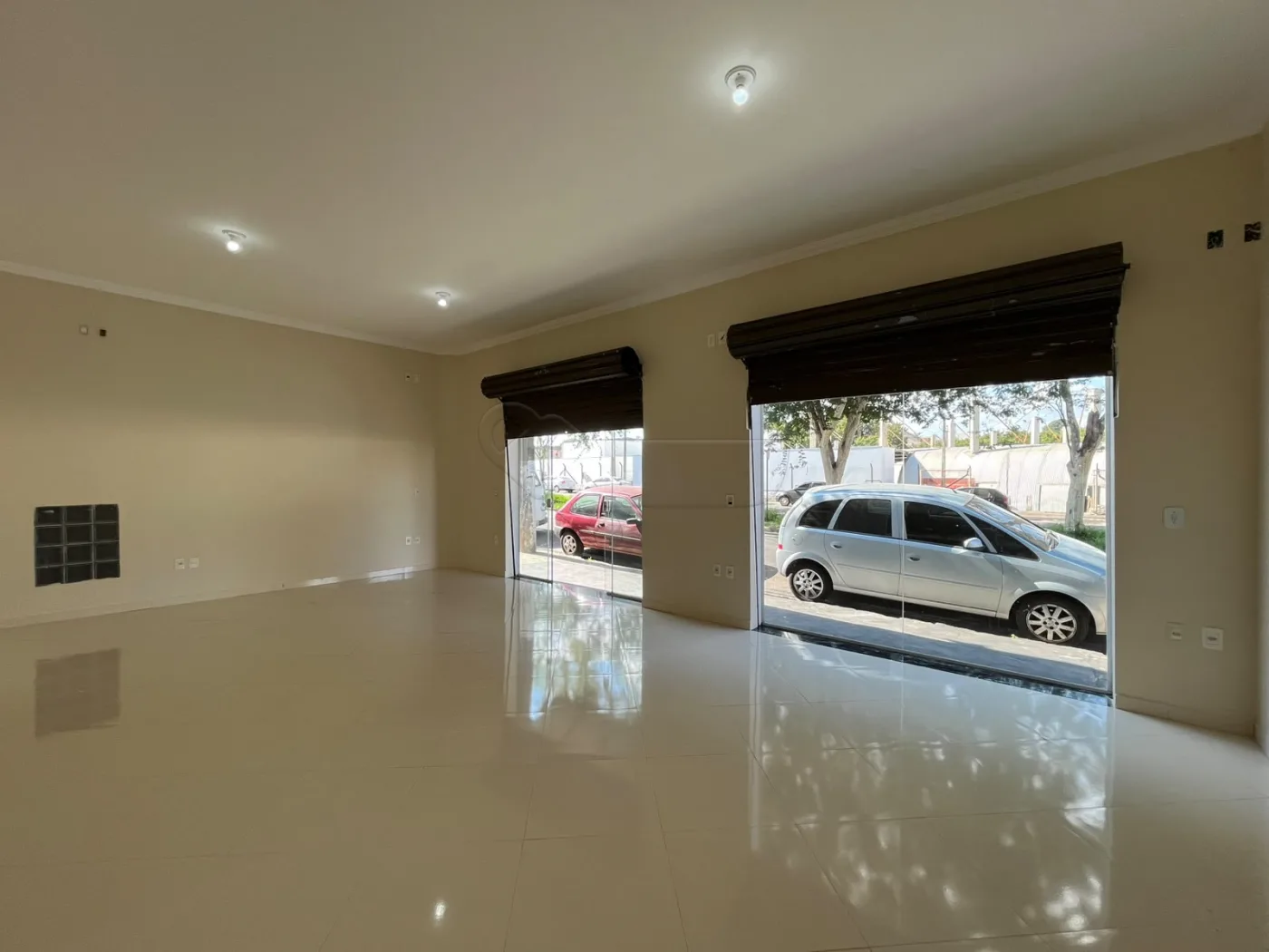 Alugar Comercial / Sal&atilde;o em Limeira R$ 2.100,00 - Foto 6