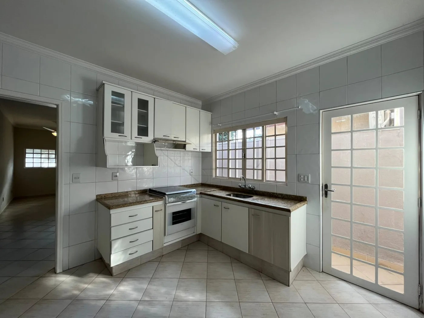 Alugar Casa / Padr&atilde;o em Limeira R$ 2.500,00 - Foto 6