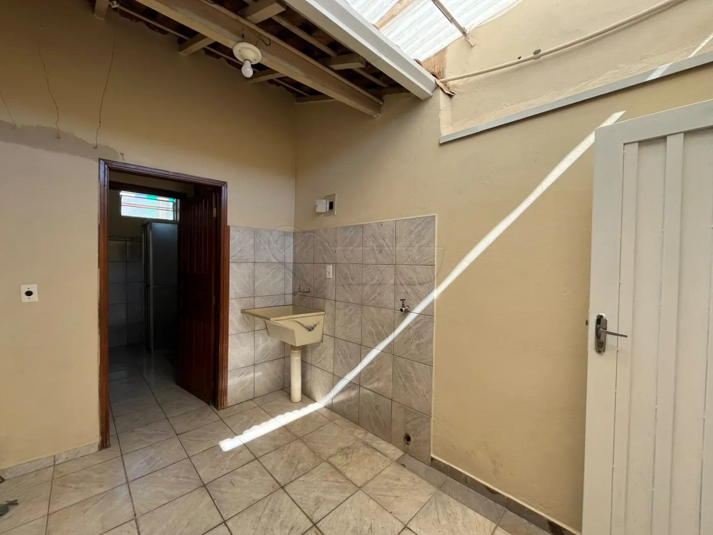 Alugar Casa / Padr&atilde;o em Limeira R$ 2.200,00 - Foto 15
