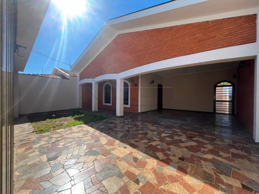 Alugar Casa / Padr&atilde;o em Limeira R$ 3.600,00 - Foto 2
