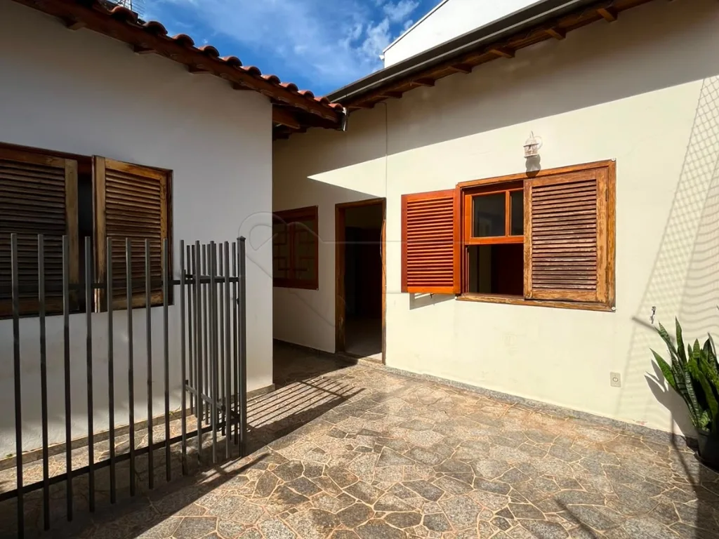 Alugar Casa / Condom&iacute;nio em Limeira R$ 2.000,00 - Foto 1