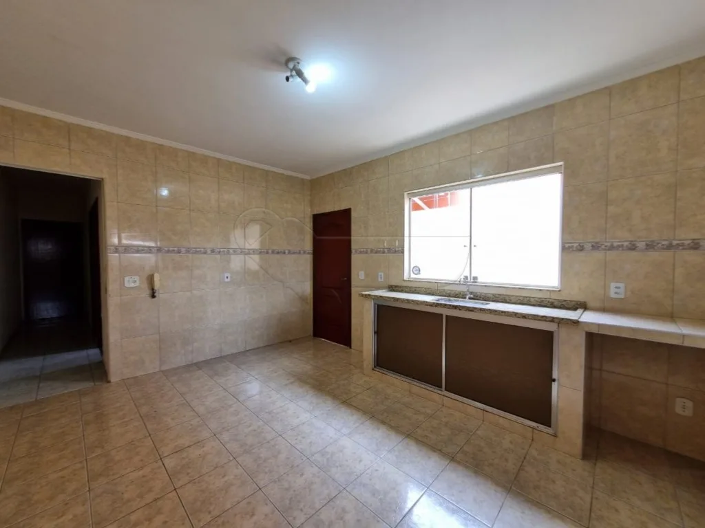 Alugar Casa / Padr&atilde;o em Limeira R$ 1.900,00 - Foto 6