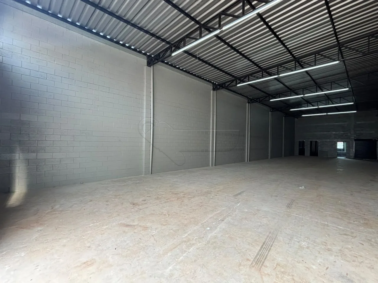 Alugar Comercial / Barrac&atilde;o em Limeira R$ 6.000,00 - Foto 3