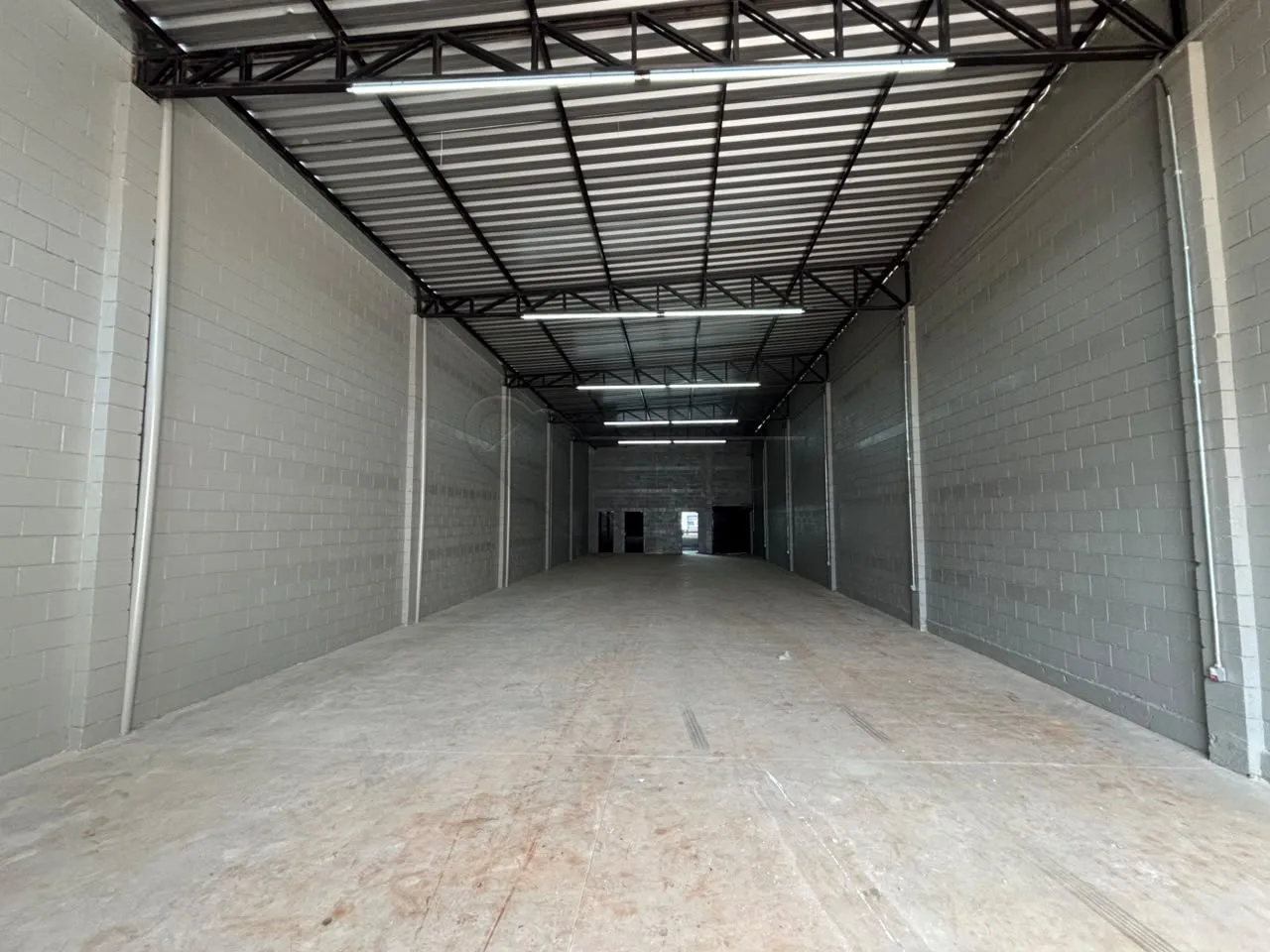 Alugar Comercial / Barrac&atilde;o em Limeira R$ 6.000,00 - Foto 5