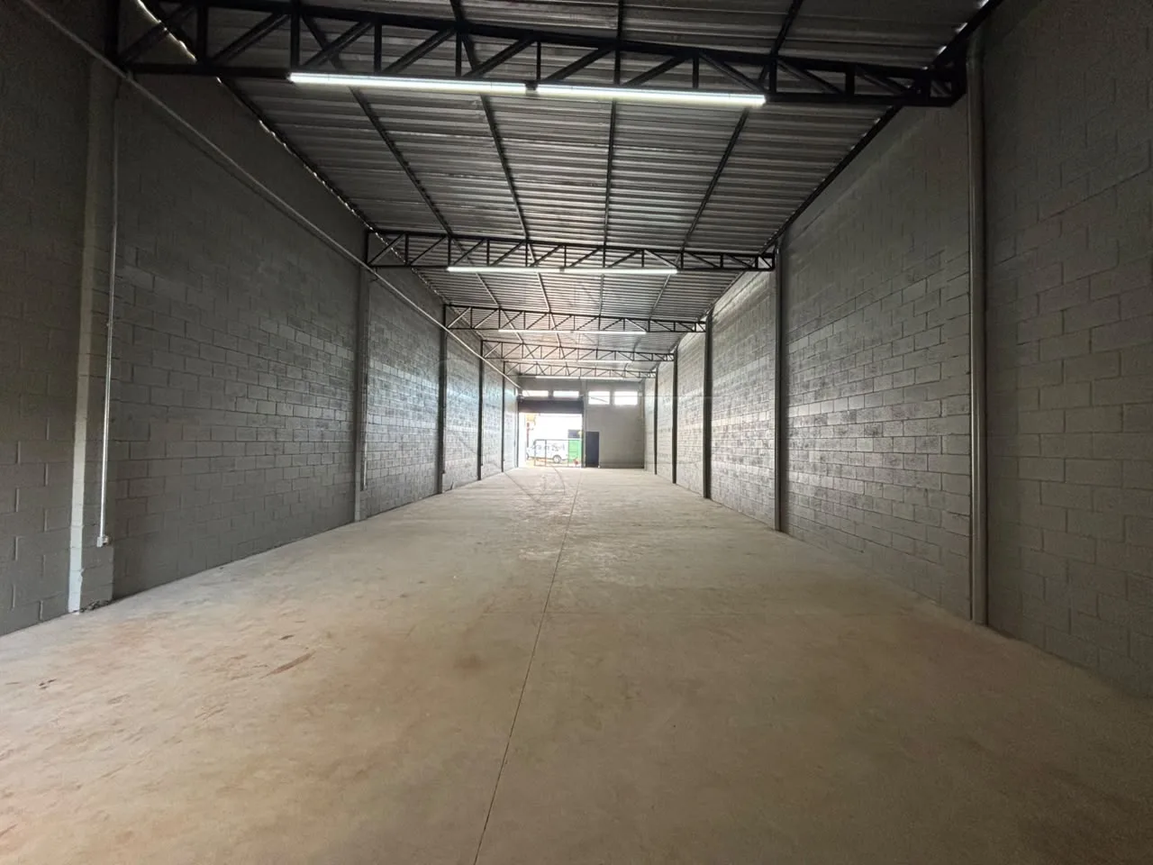 Alugar Comercial / Barrac&atilde;o em Limeira R$ 6.000,00 - Foto 6