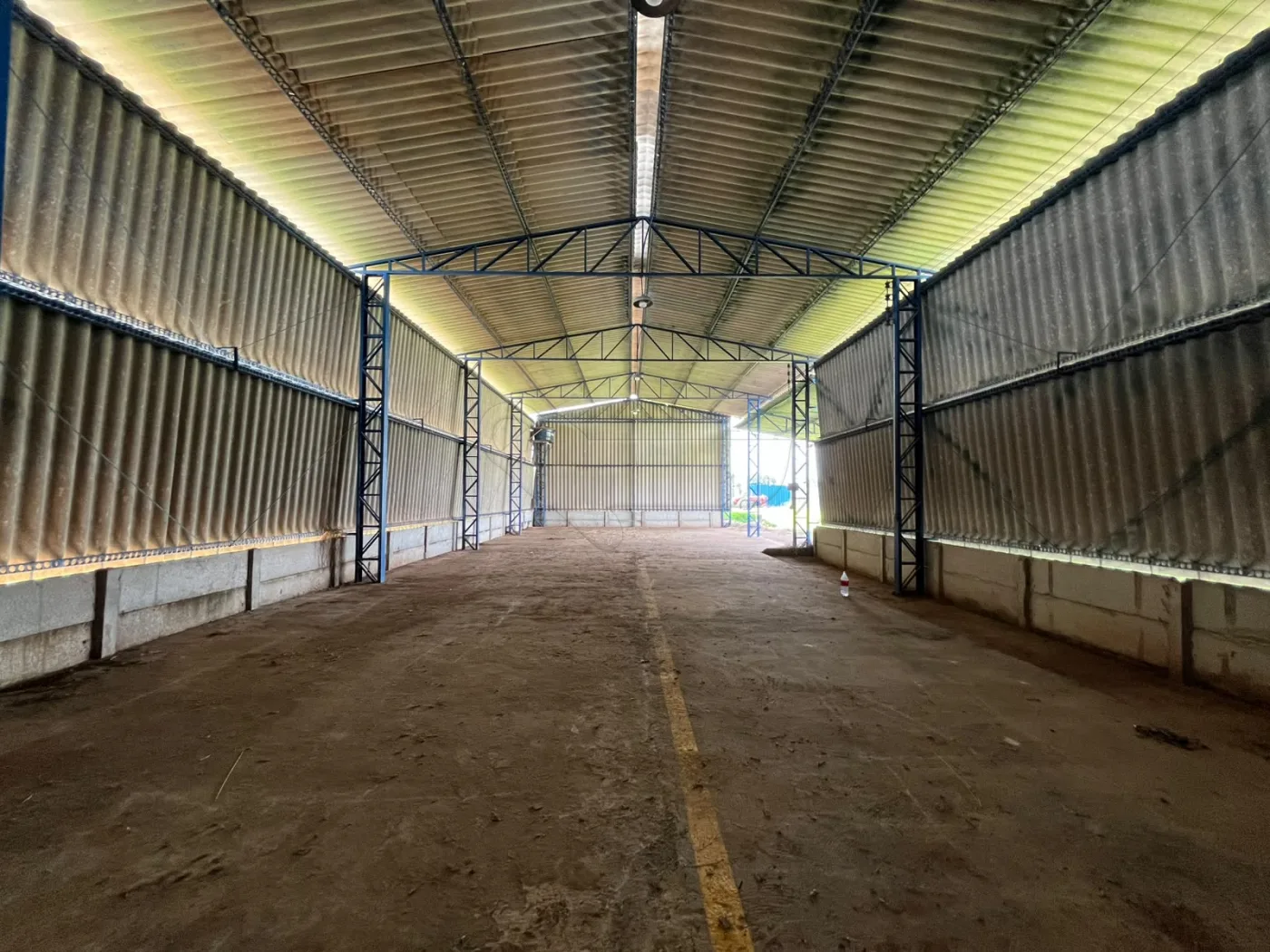 Alugar Comercial / Barrac&atilde;o em Limeira R$ 3.200,00 - Foto 4