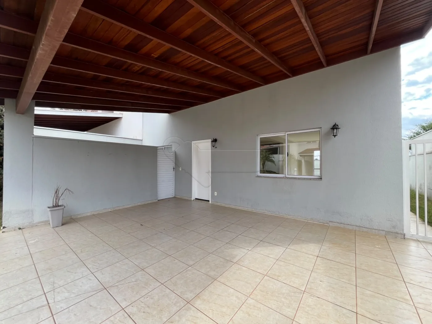 Alugar Casa / Condom&iacute;nio em Limeira R$ 4.000,00 - Foto 2
