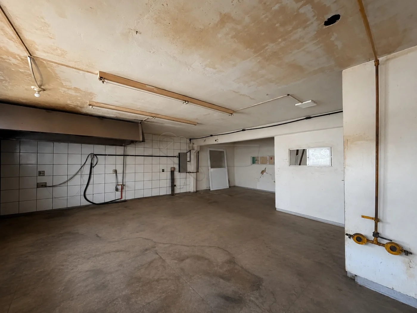 Alugar Comercial / Barrac&atilde;o em Limeira R$ 14.000,00 - Foto 8