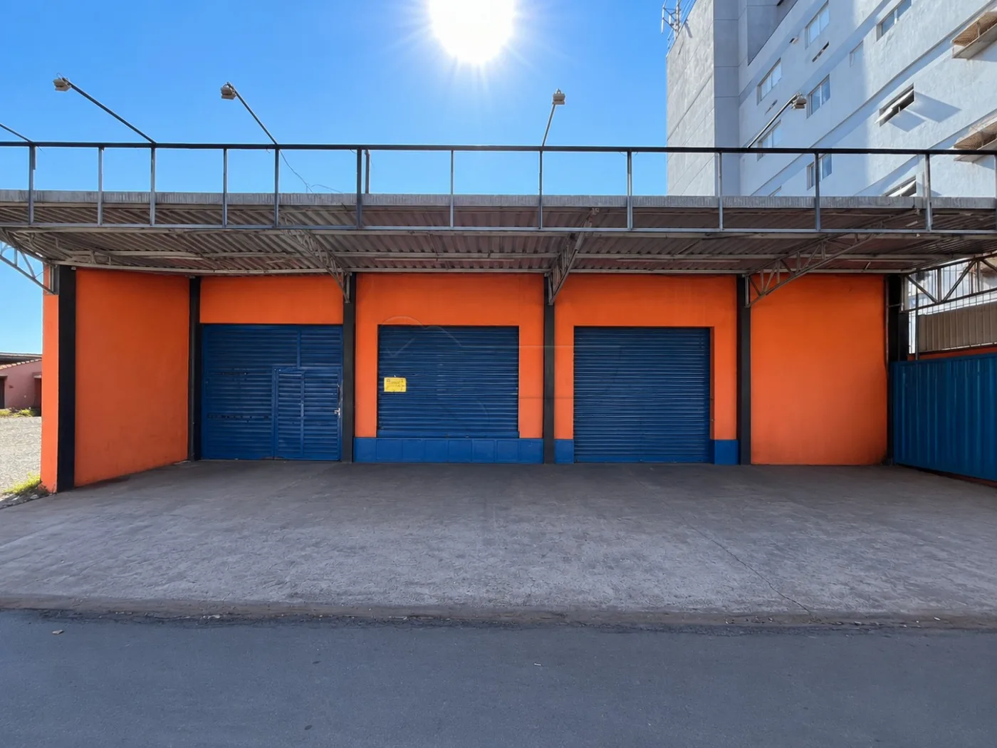 Alugar Comercial / Barrac&atilde;o em Limeira R$ 14.000,00 - Foto 1
