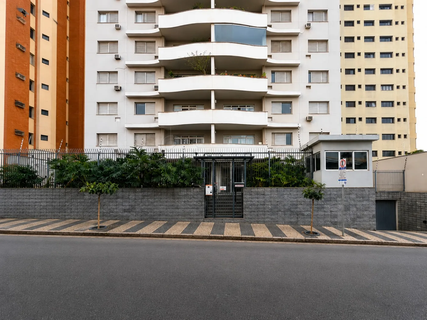Alugar Apartamento / Padr&atilde;o em Limeira R$ 3.000,00 - Foto 1