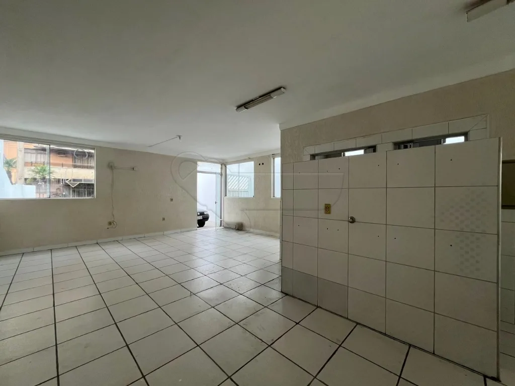 Alugar Comercial / Sal&atilde;o em Limeira R$ 5.000,00 - Foto 4