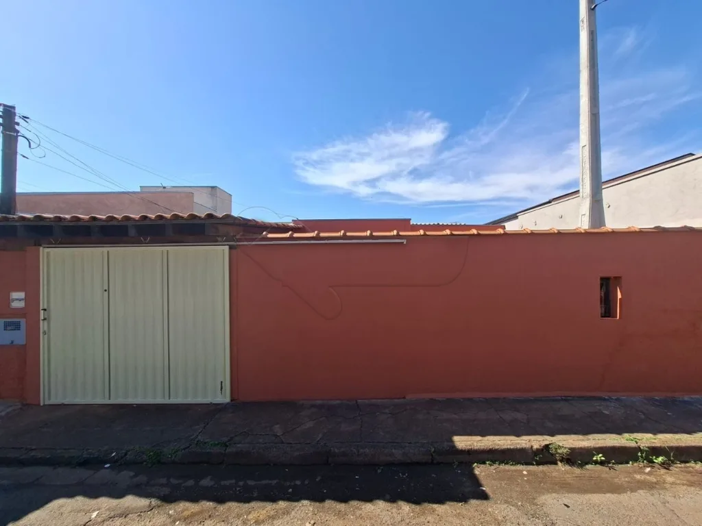 Alugar Casa / Padr&atilde;o em Limeira R$ 2.000,00 - Foto 1