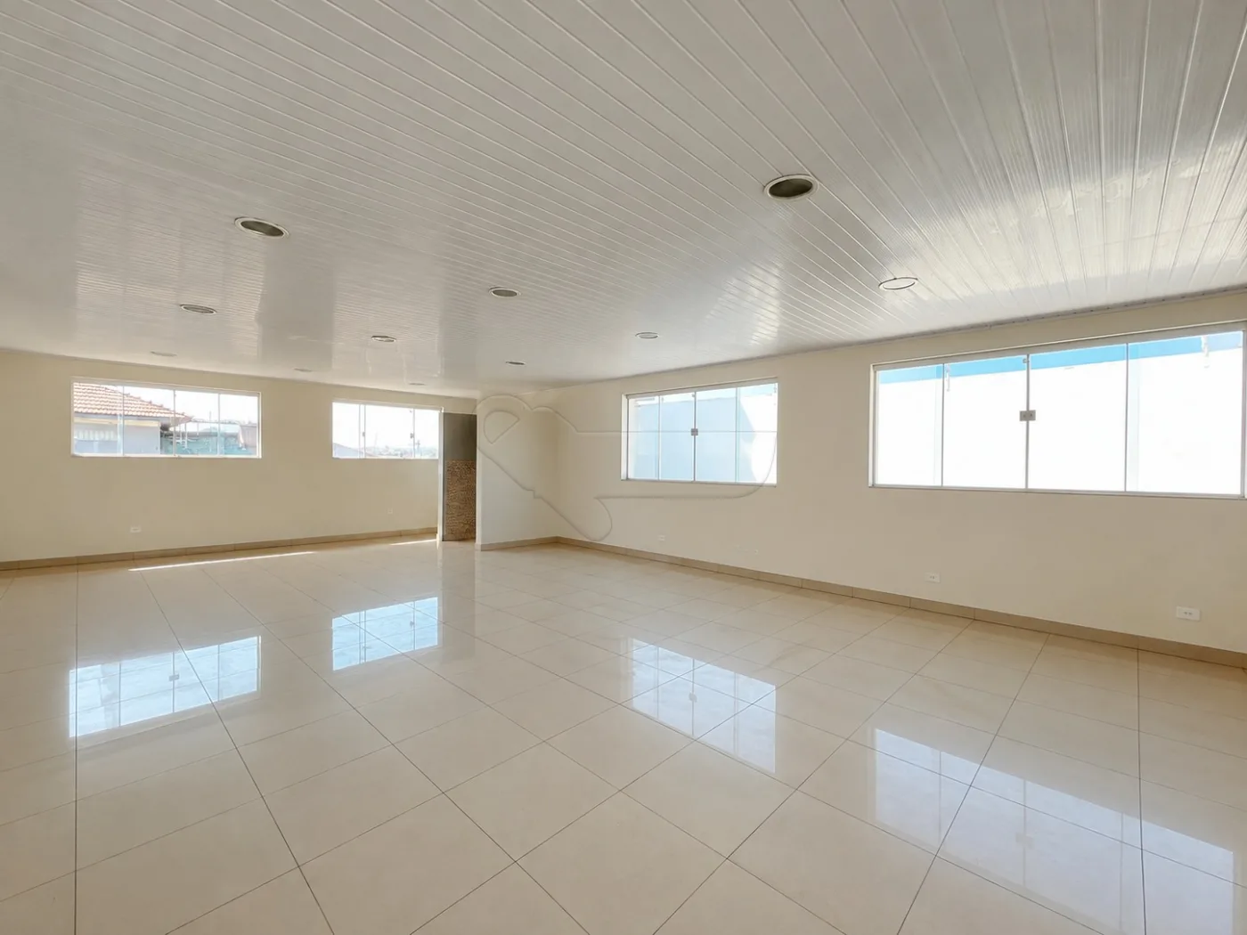 Alugar Comercial / Barrac&atilde;o em Limeira R$ 6.500,00 - Foto 3