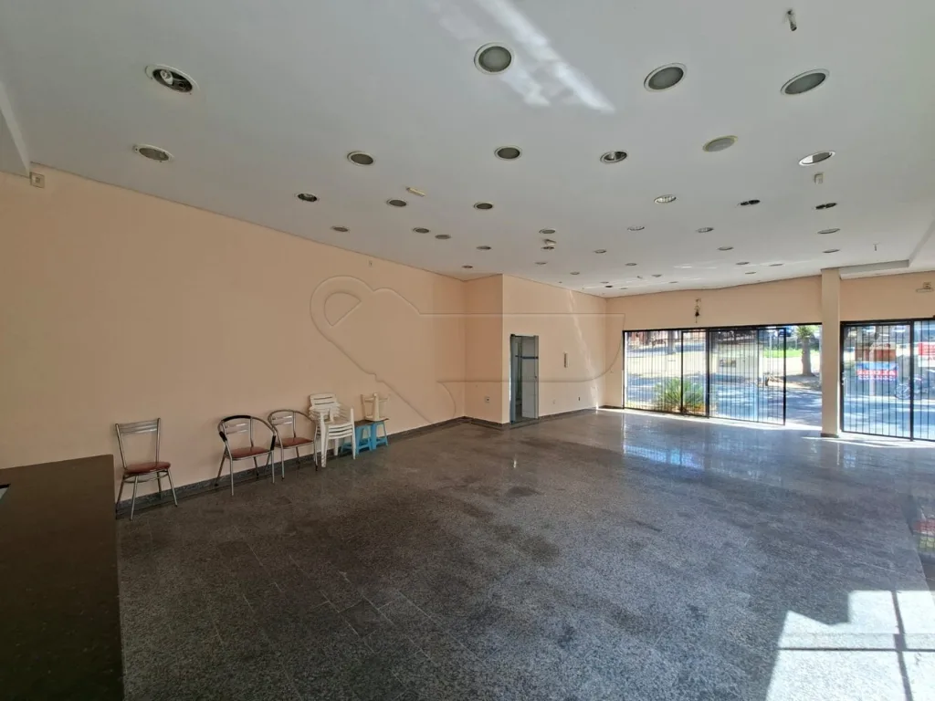 Alugar Comercial / Sal&atilde;o em Limeira R$ 3.000,00 - Foto 4