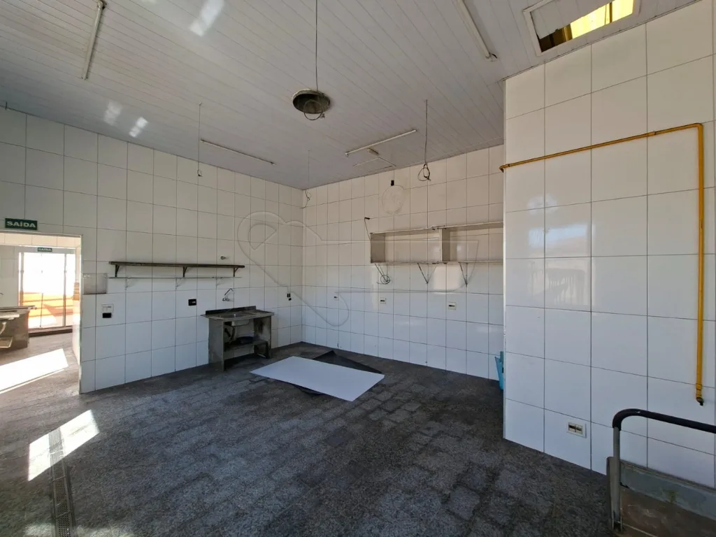 Alugar Comercial / Sal&atilde;o em Limeira R$ 3.000,00 - Foto 6