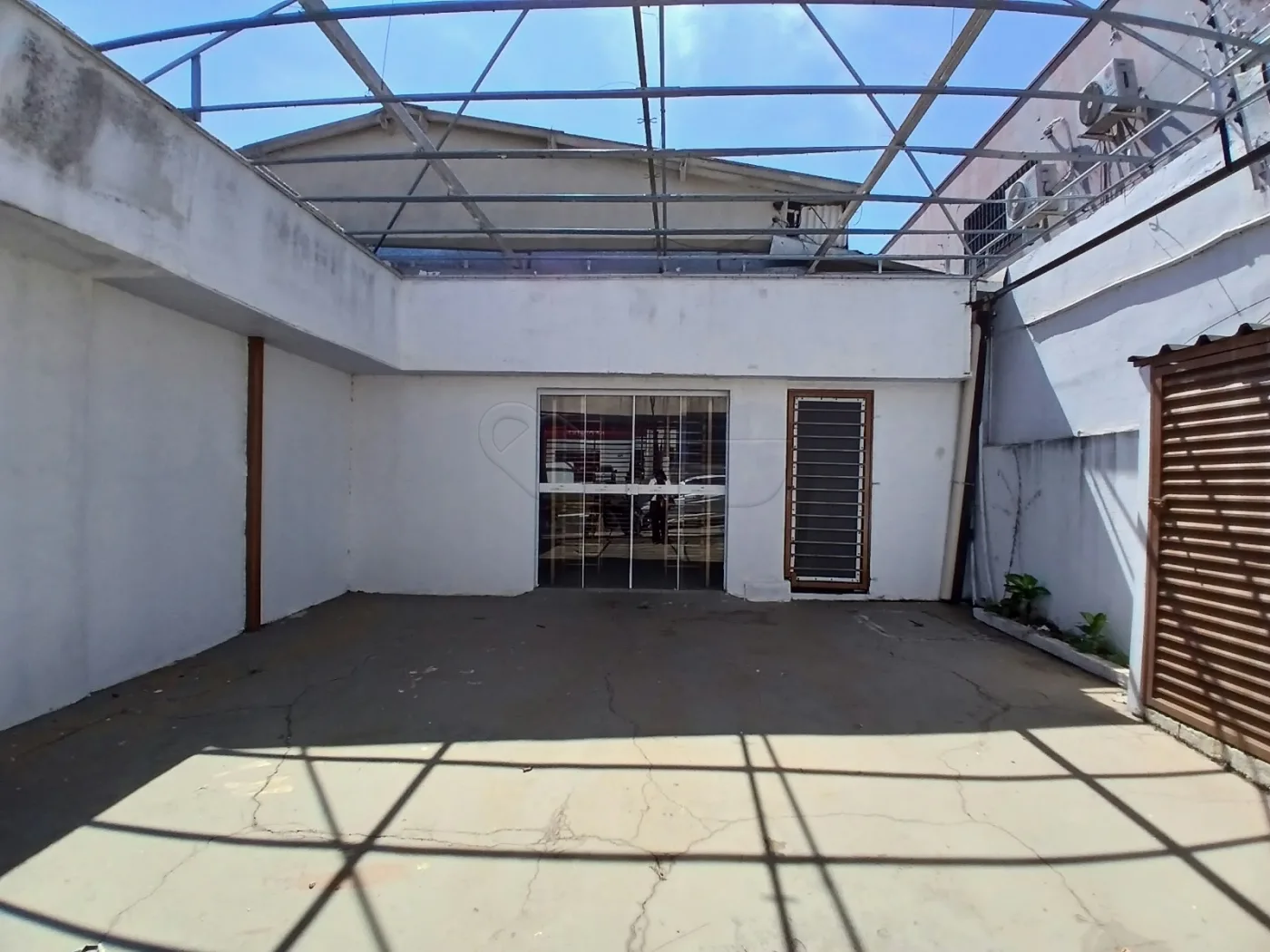 Alugar Comercial / Barrac&atilde;o em Limeira R$ 5.000,00 - Foto 2