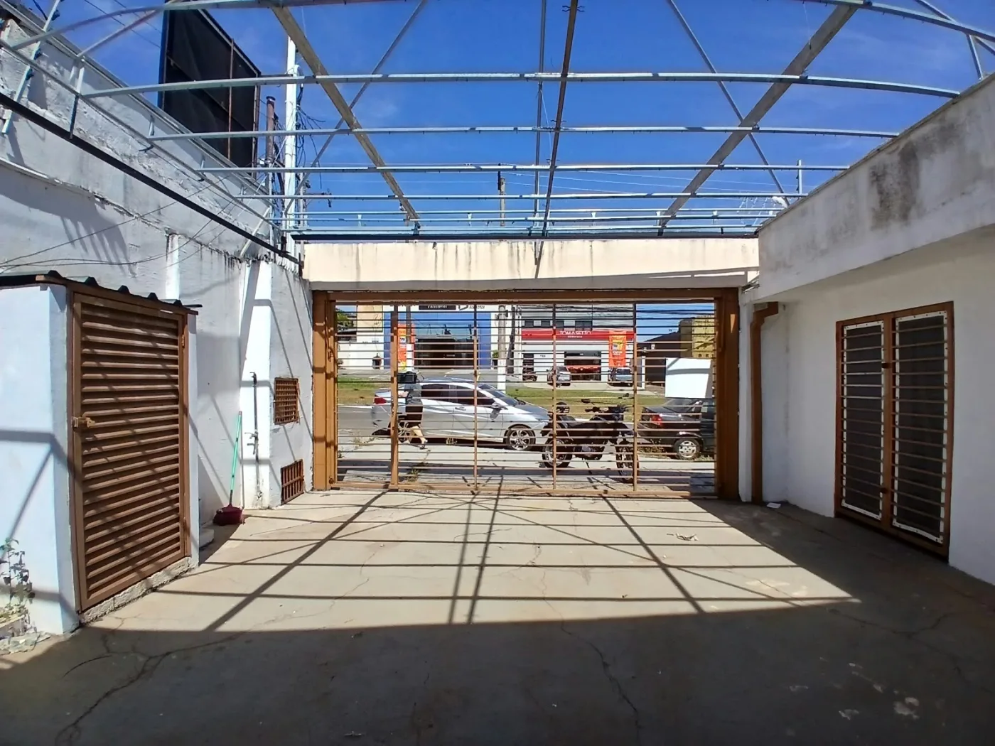 Alugar Comercial / Barrac&atilde;o em Limeira R$ 5.000,00 - Foto 4