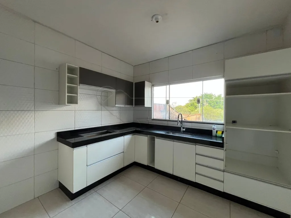 Alugar Casa / Padr&atilde;o em Limeira R$ 1.500,00 - Foto 4
