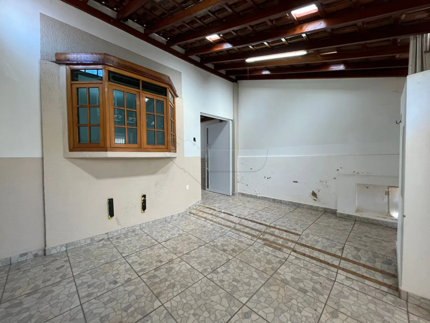Alugar Casa / Padr&atilde;o em Iracem&aacute;polis R$ 2.000,00 - Foto 2