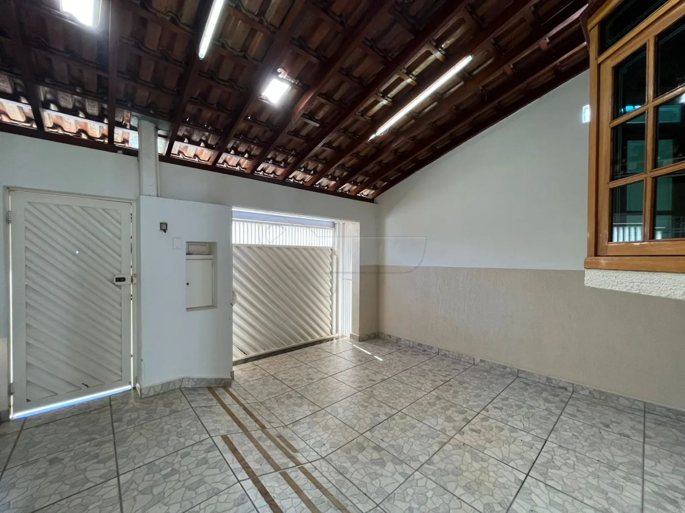 Alugar Casa / Padr&atilde;o em Iracem&aacute;polis R$ 2.000,00 - Foto 3
