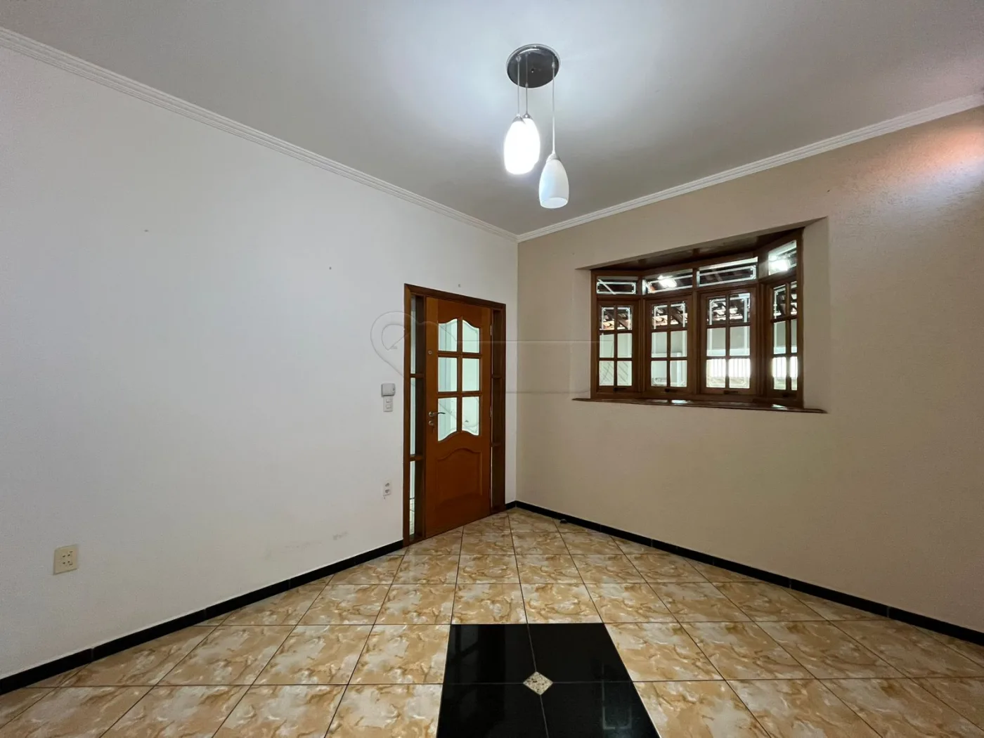 Alugar Casa / Padr&atilde;o em Iracem&aacute;polis R$ 2.000,00 - Foto 5