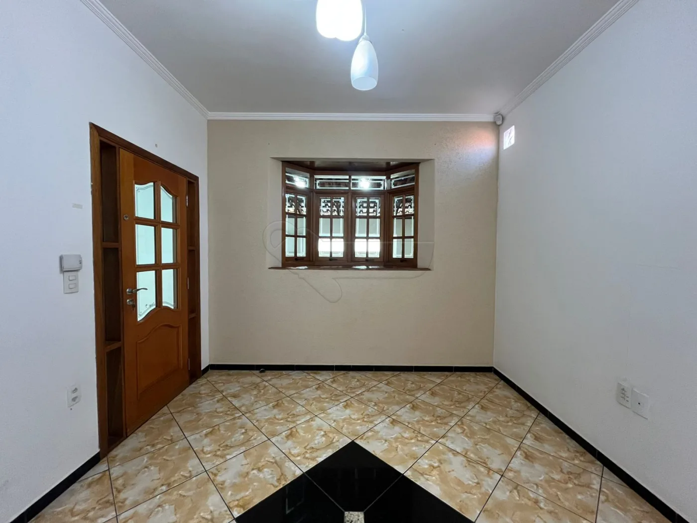 Alugar Casa / Padr&atilde;o em Iracem&aacute;polis R$ 2.000,00 - Foto 6