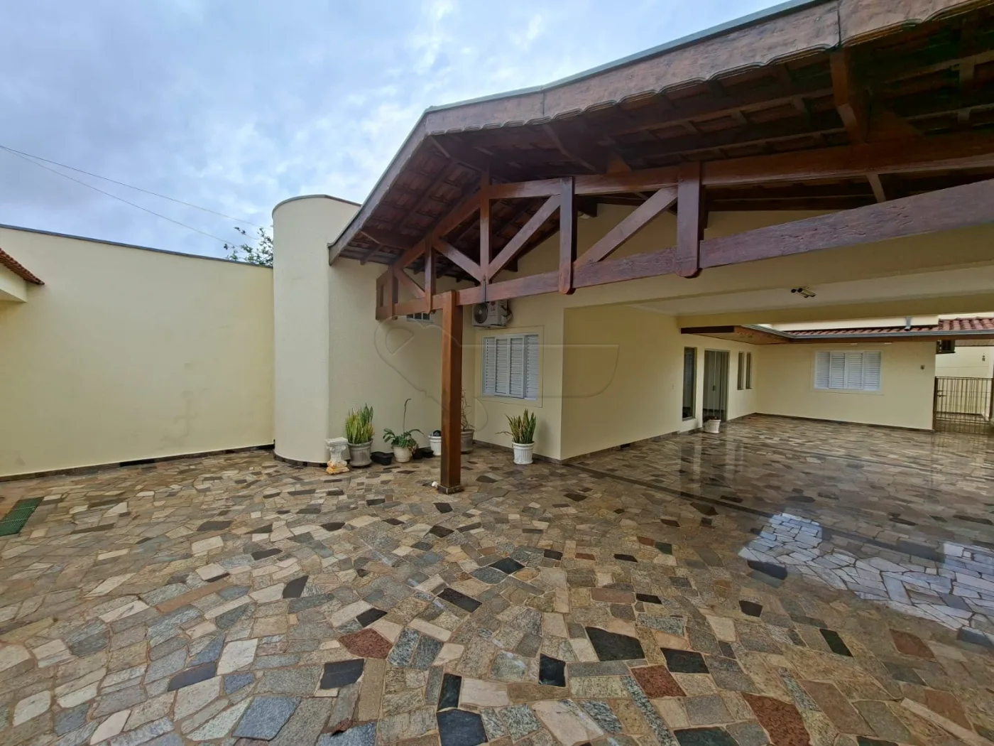 Alugar Casa / Padr&atilde;o em Limeira R$ 2.900,00 - Foto 2