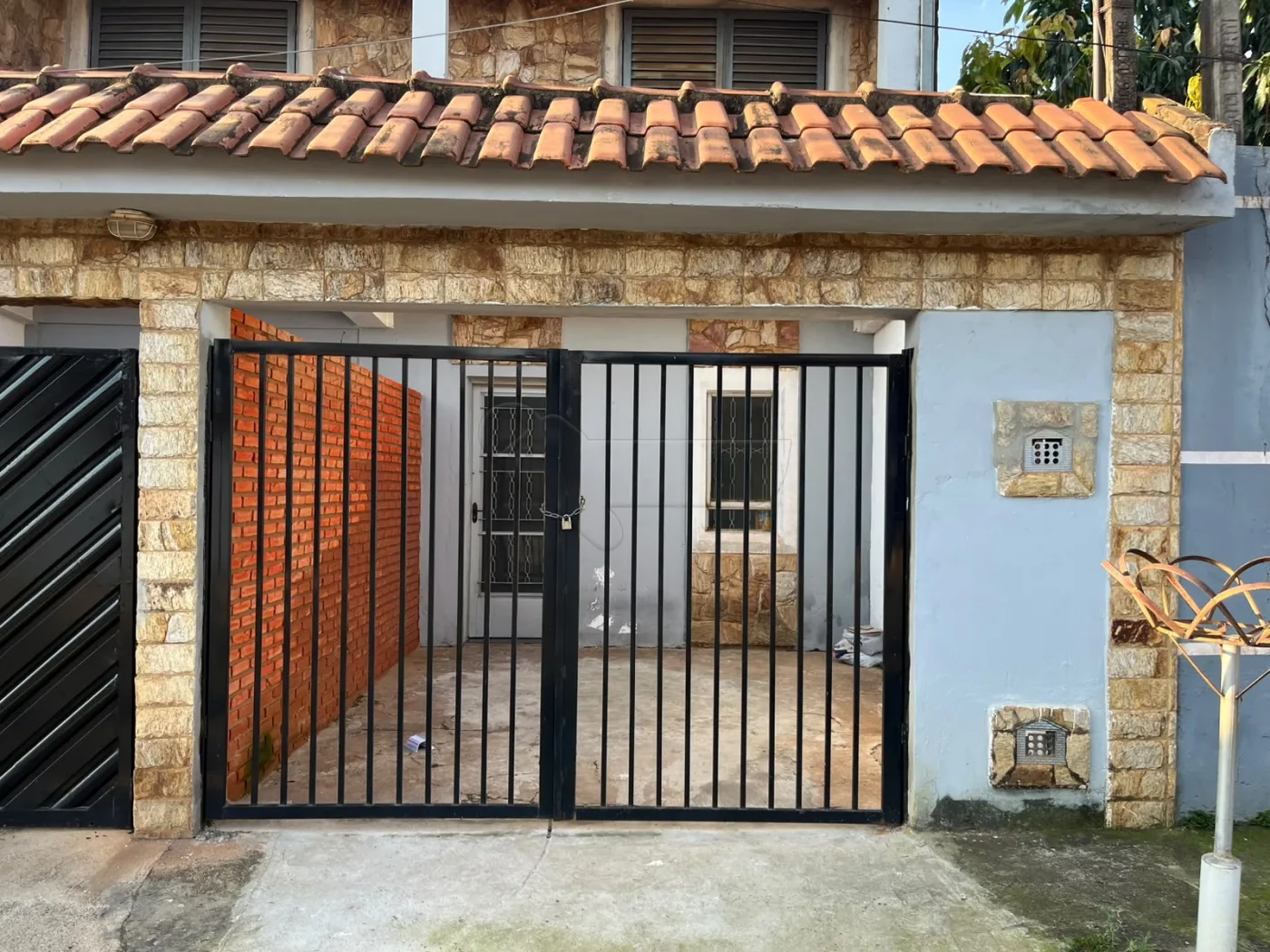 Alugar Casa / Padr&atilde;o em Limeira R$ 1.700,00 - Foto 1