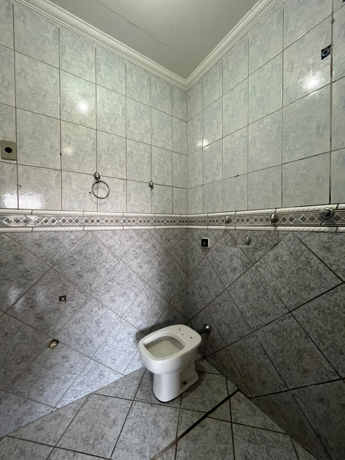 Alugar Casa / Padr&atilde;o em Limeira R$ 1.700,00 - Foto 18