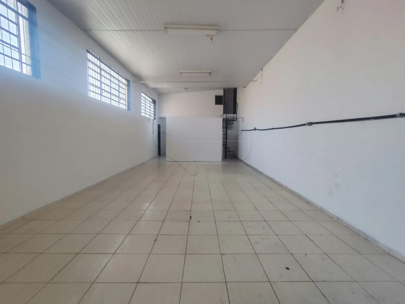 Alugar Comercial / Galp&atilde;o em Limeira R$ 1.700,00 - Foto 6