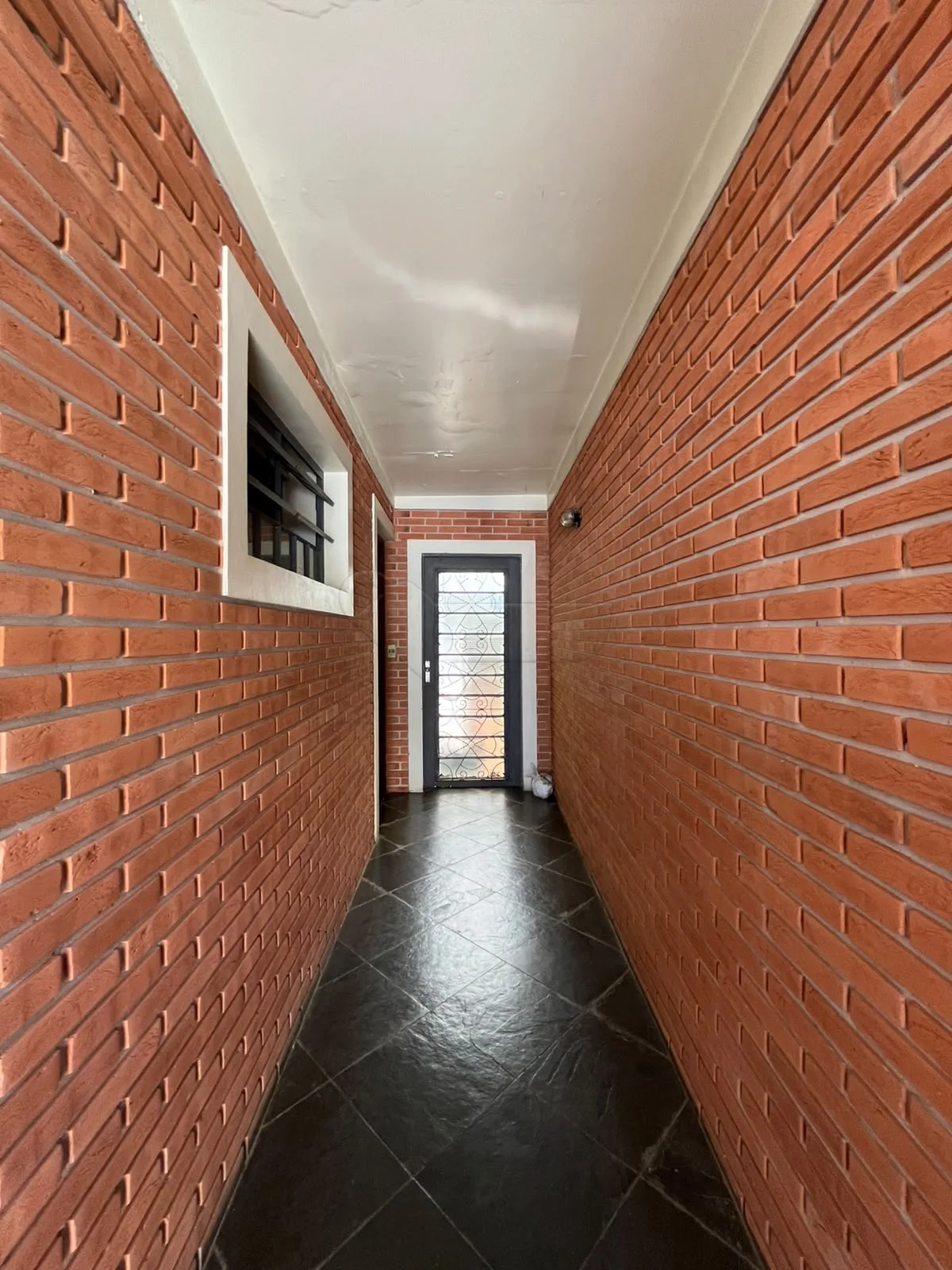 Alugar Comercial / Sala em Limeira R$ 1.000,00 - Foto 2