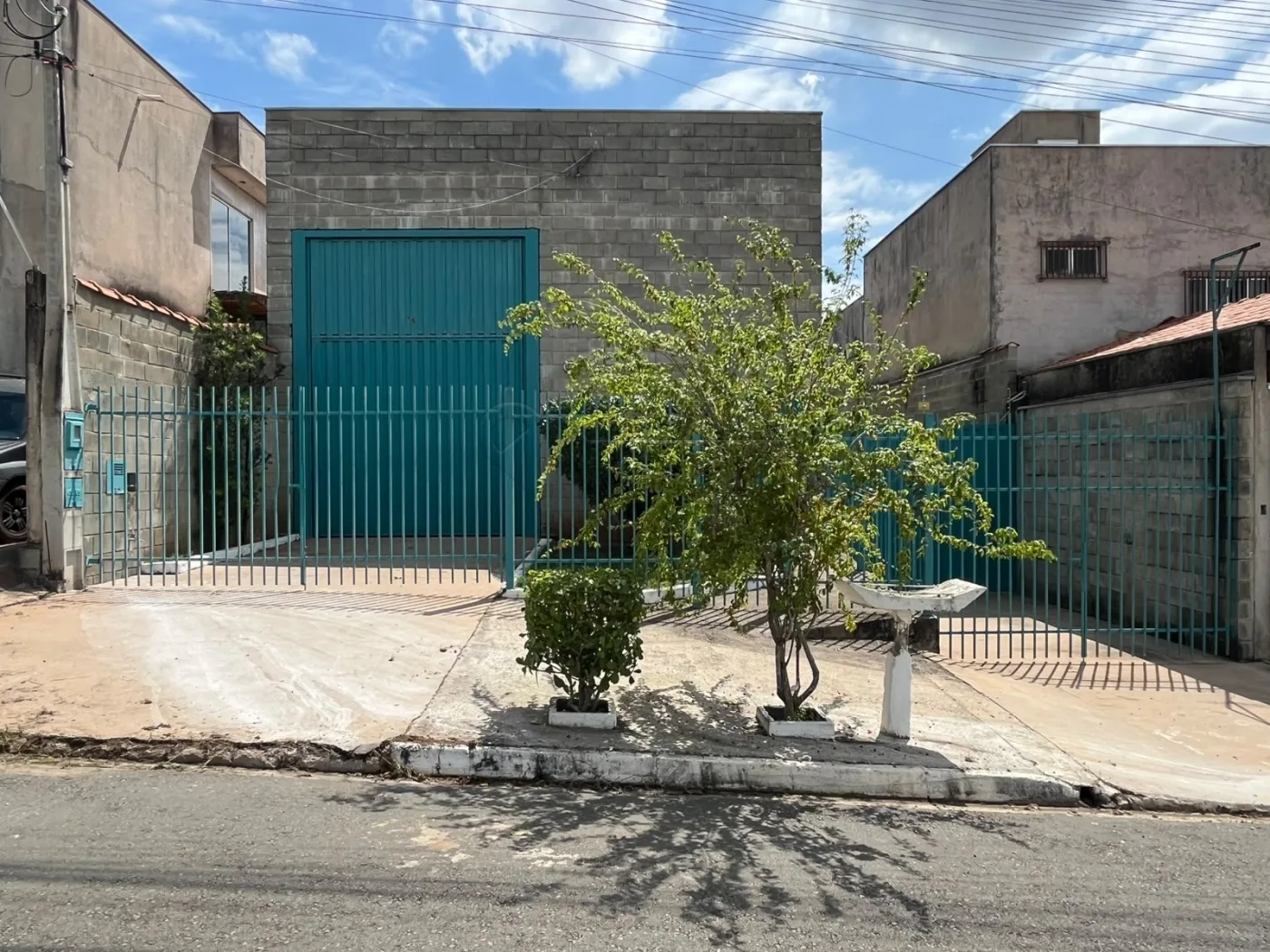 Alugar Comercial / Barrac&atilde;o em Limeira R$ 5.000,00 - Foto 1