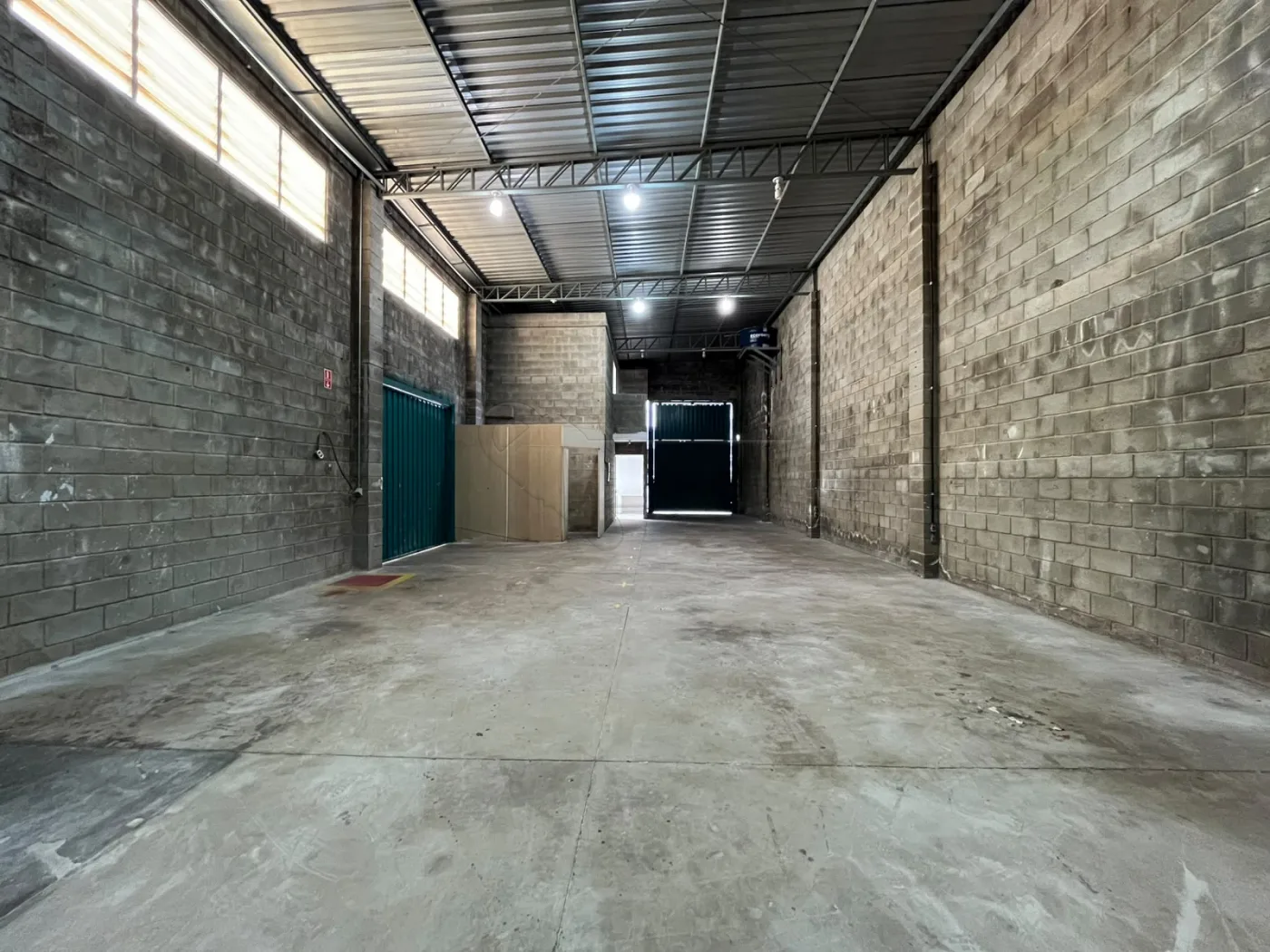 Alugar Comercial / Barrac&atilde;o em Limeira R$ 5.000,00 - Foto 12