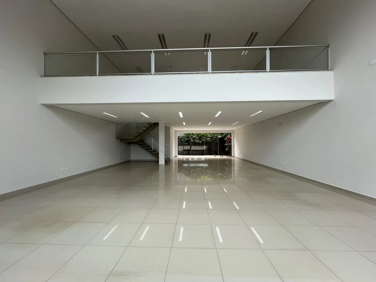 Alugar Comercial / Sal&atilde;o em Limeira R$ 14.000,00 - Foto 2