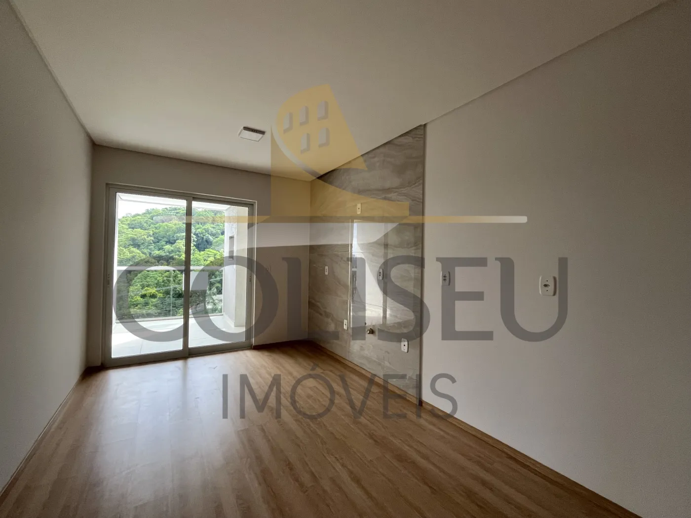 Alugar Apartamento / Padr&atilde;o em Conc&oacute;rdia R$ 1.300,00 - Foto 6