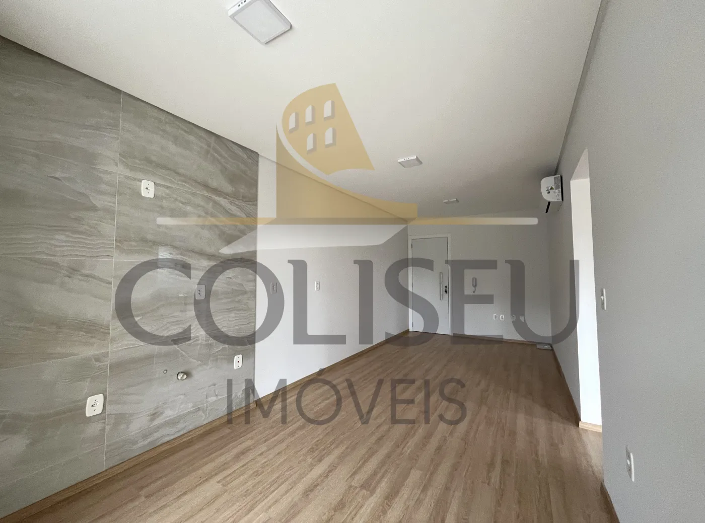 Alugar Apartamento / Padr&atilde;o em Conc&oacute;rdia R$ 1.300,00 - Foto 9