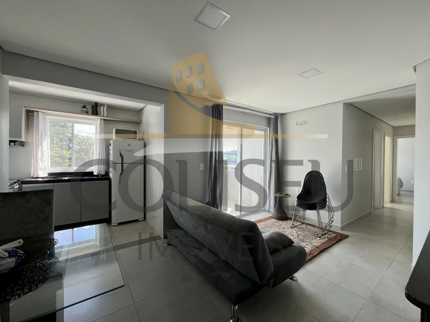 Alugar Apartamento / Padr&atilde;o em Conc&oacute;rdia R$ 2.200,00 - Foto 2