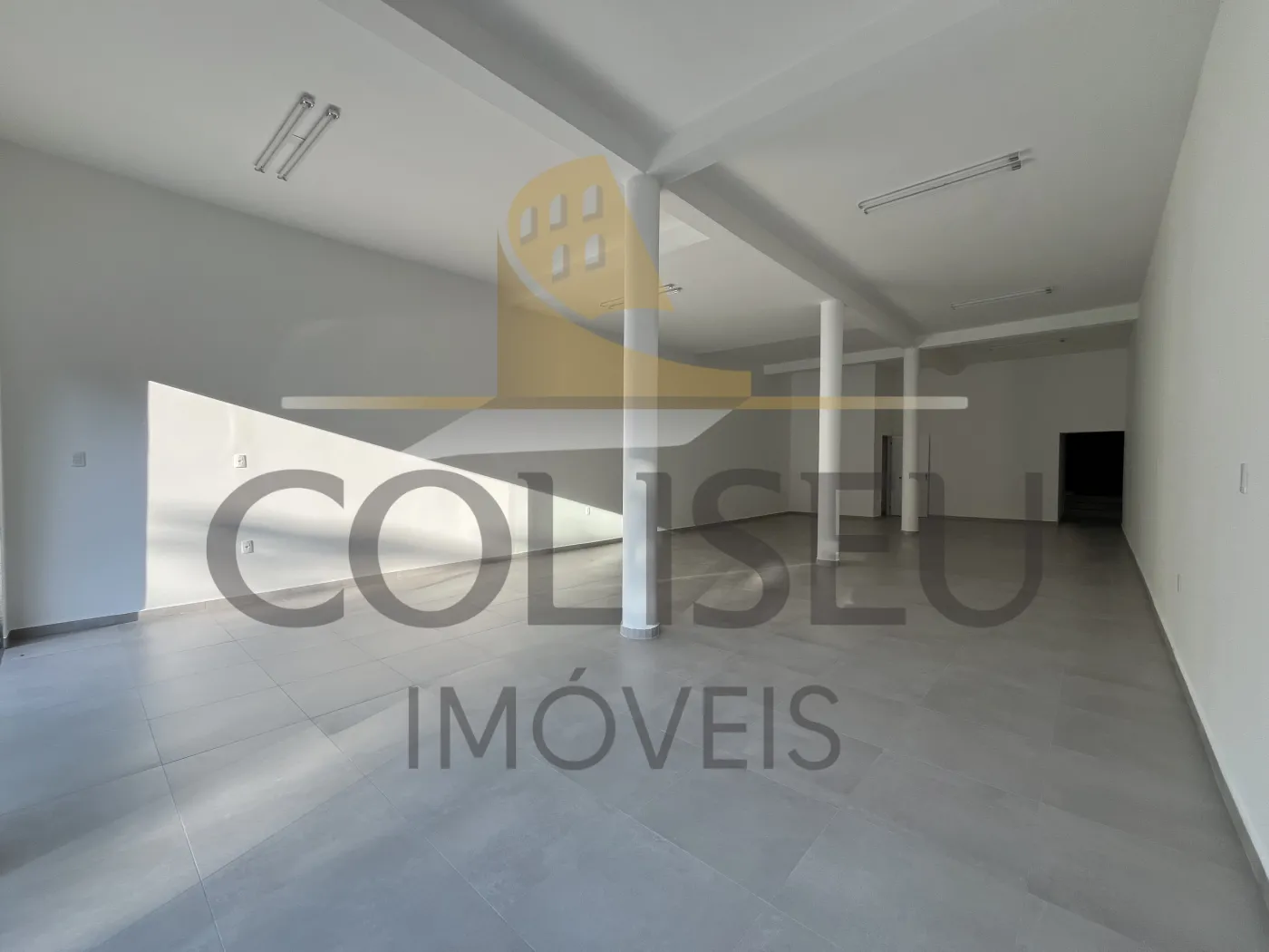 Alugar Comercial / Loja em Conc&oacute;rdia R$ 12.000,00 - Foto 3