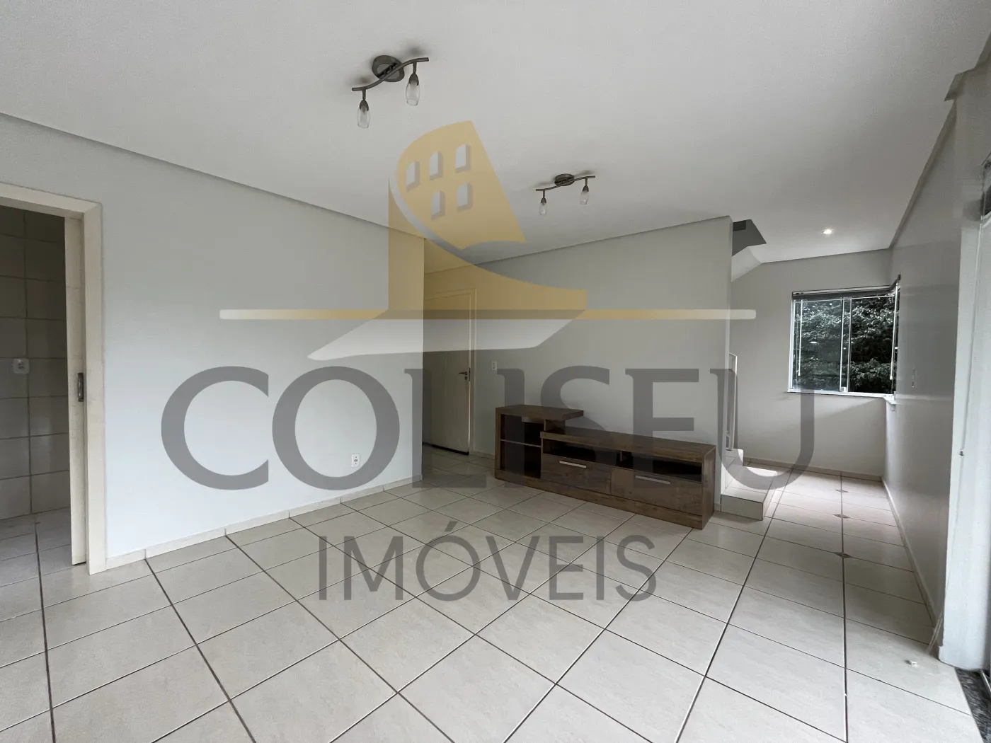 Alugar Casa / Padr&atilde;o em Conc&oacute;rdia R$ 1.900,00 - Foto 5