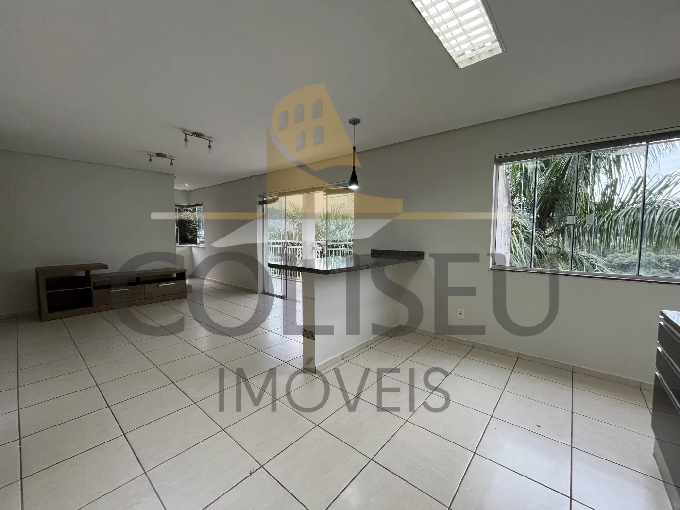 Alugar Casa / Padr&atilde;o em Conc&oacute;rdia R$ 1.900,00 - Foto 8