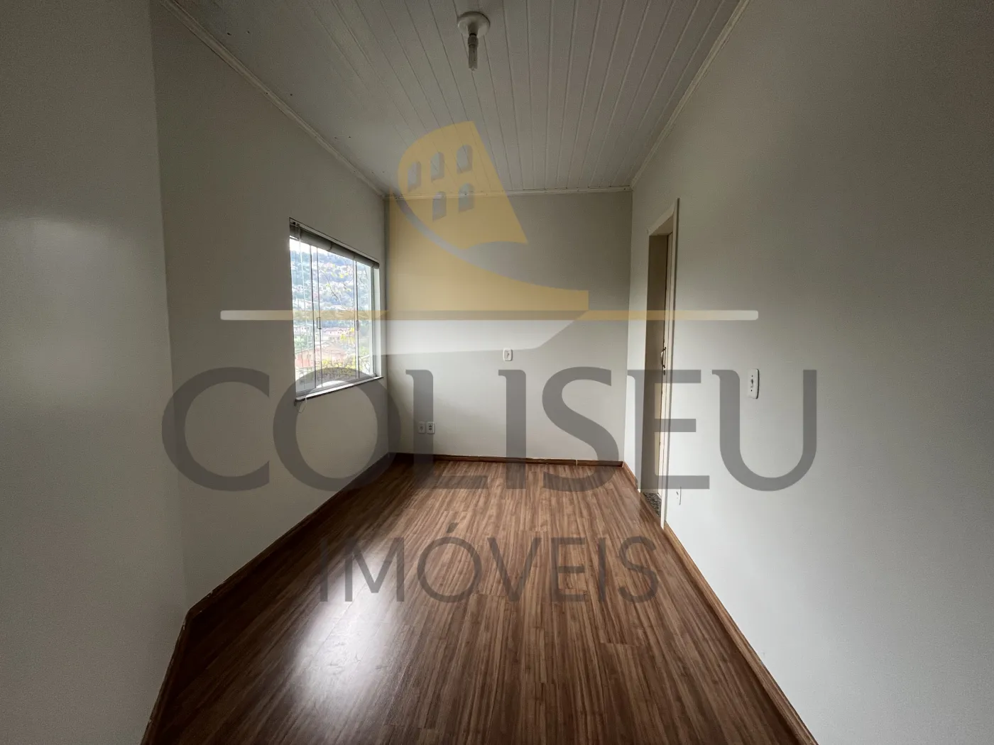 Alugar Casa / Padr&atilde;o em Conc&oacute;rdia R$ 1.900,00 - Foto 21