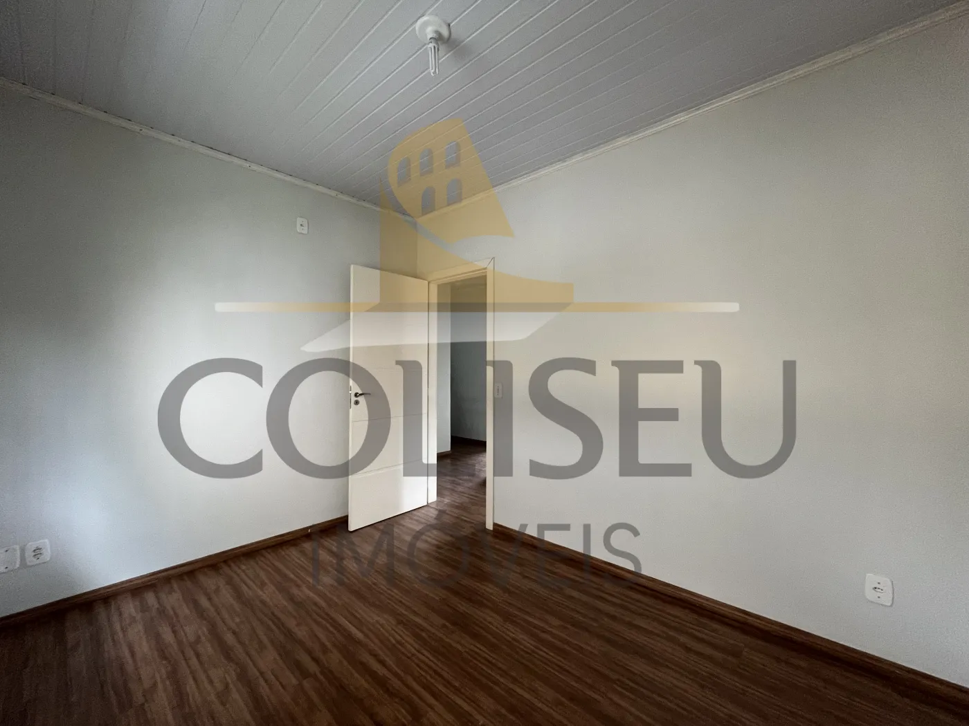 Alugar Casa / Padr&atilde;o em Conc&oacute;rdia R$ 1.900,00 - Foto 27