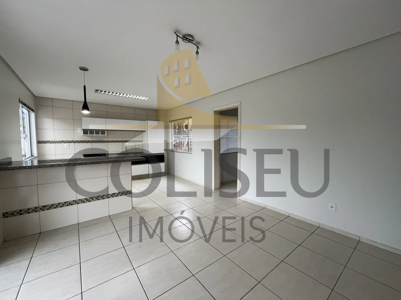 Alugar Casa / Padr&atilde;o em Conc&oacute;rdia R$ 1.900,00 - Foto 43