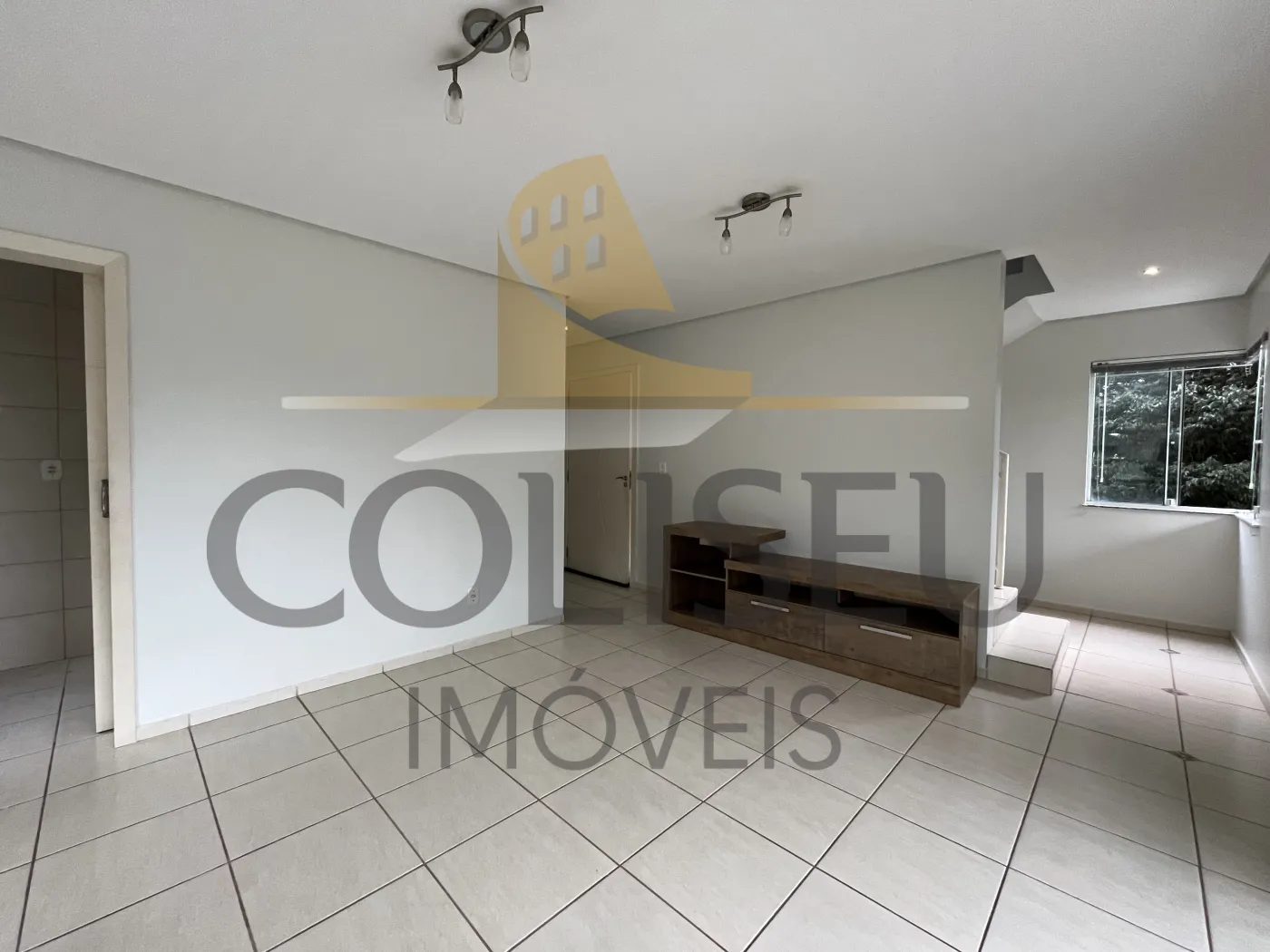 Alugar Casa / Padr&atilde;o em Conc&oacute;rdia R$ 1.900,00 - Foto 44