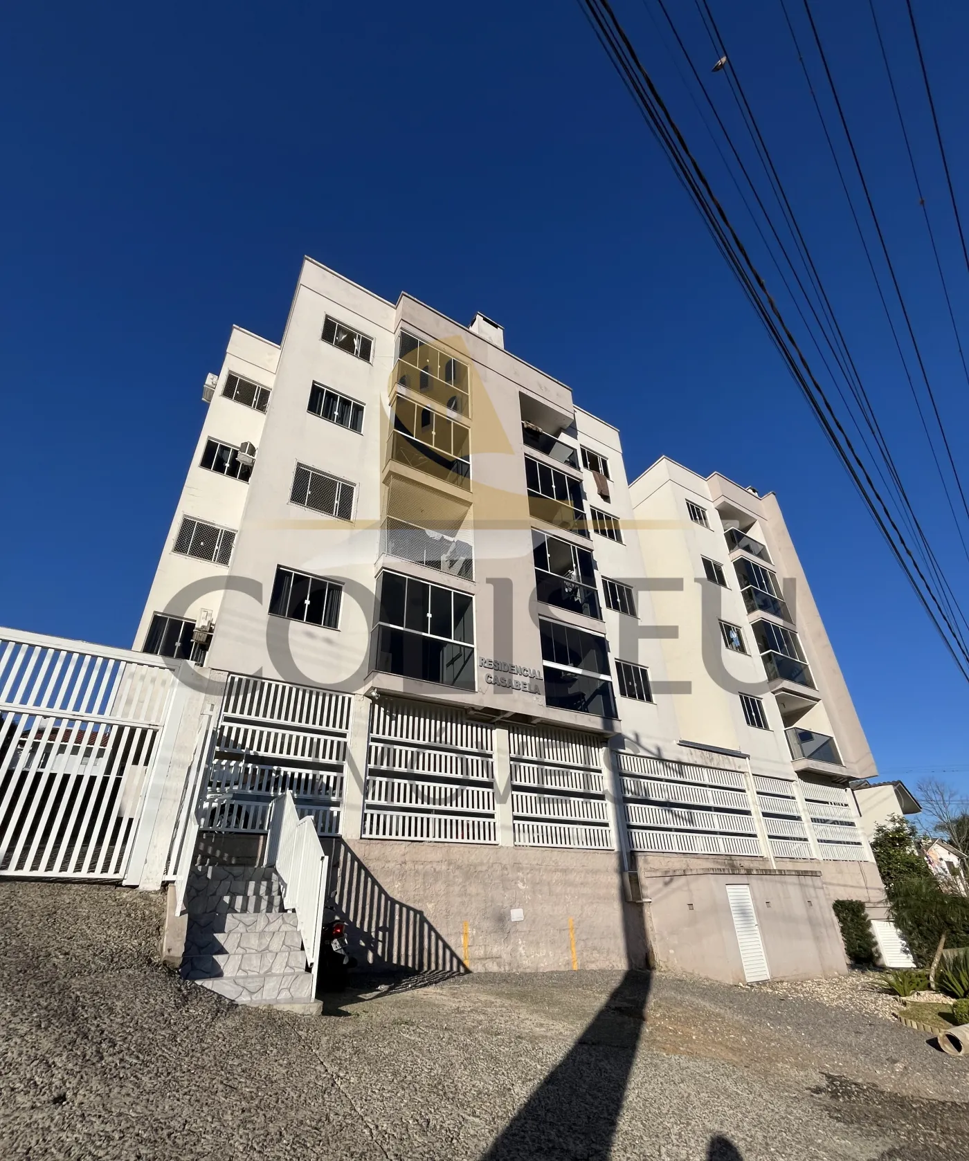 Alugar Apartamento / Padr&atilde;o em Conc&oacute;rdia R$ 1.600,00 - Foto 1